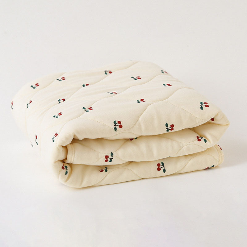 Just Fruits or Flowers Newborn Cotton Quilt